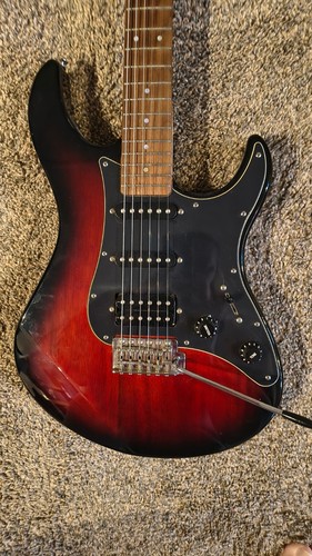 Yamaha pacifica pac012dlx - yamaha,