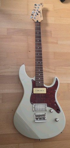 Yamaha pacifica pac311h with - pacifica,