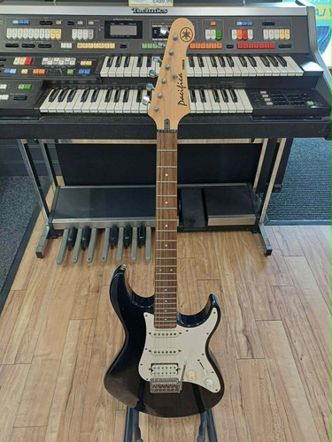 Yamaha pacifica pac012 - yamaha,