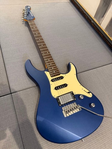 Yamaha pacifica pac612viix - yamaha,